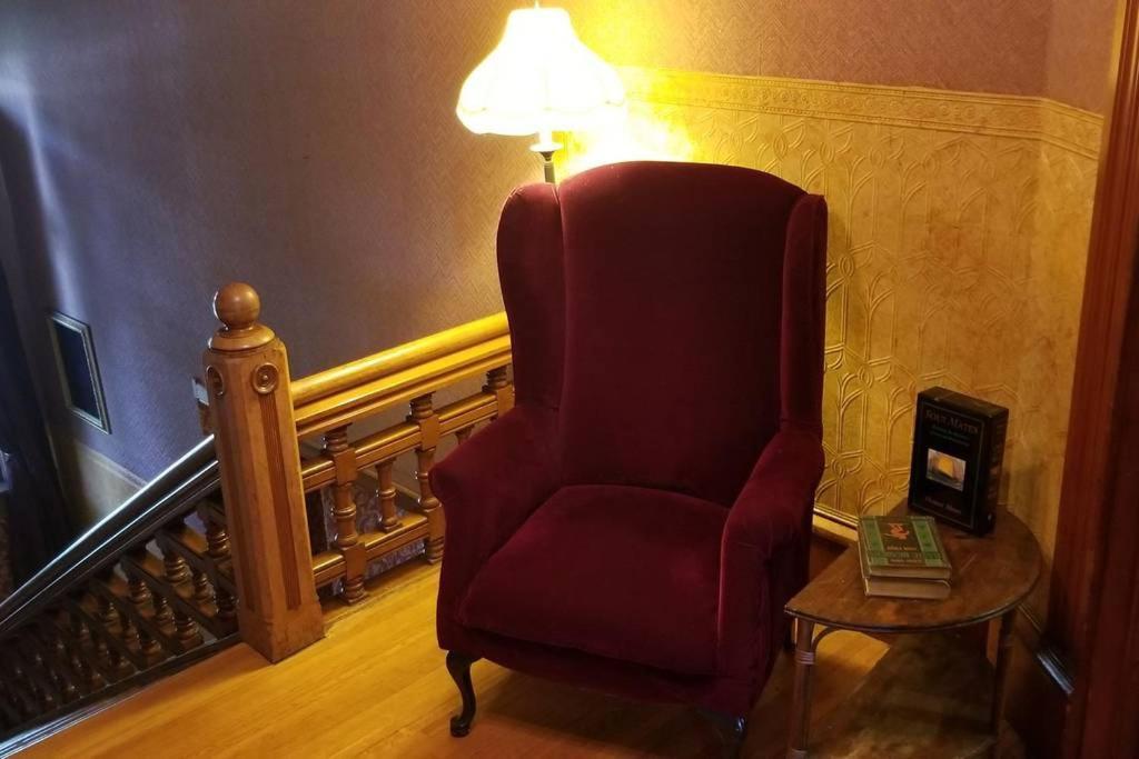 Historic Victorian Inn 수폴스 외부 사진